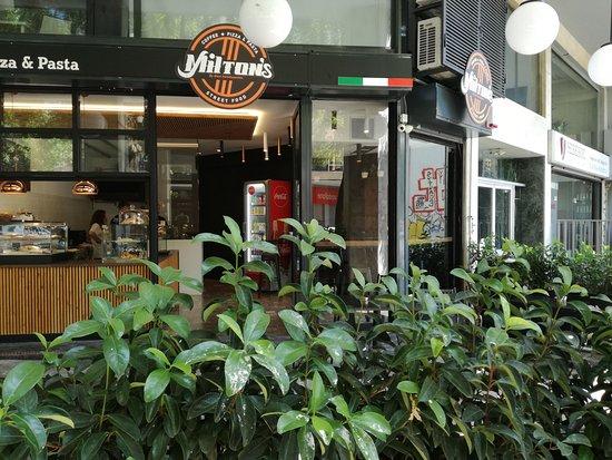 Milton's Street Food